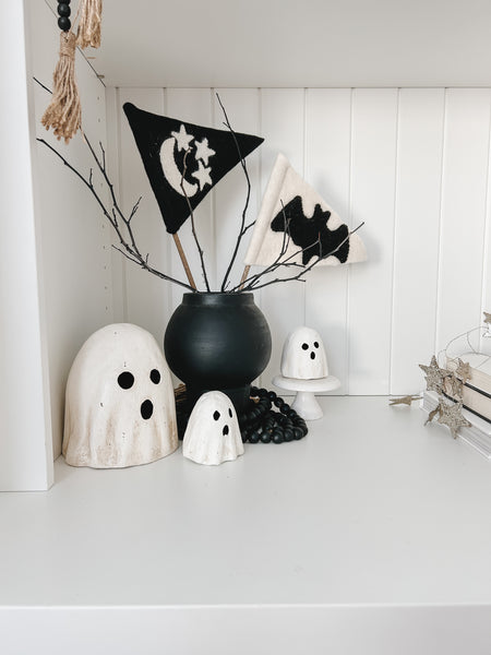 Medium Paper Mâché Ghost