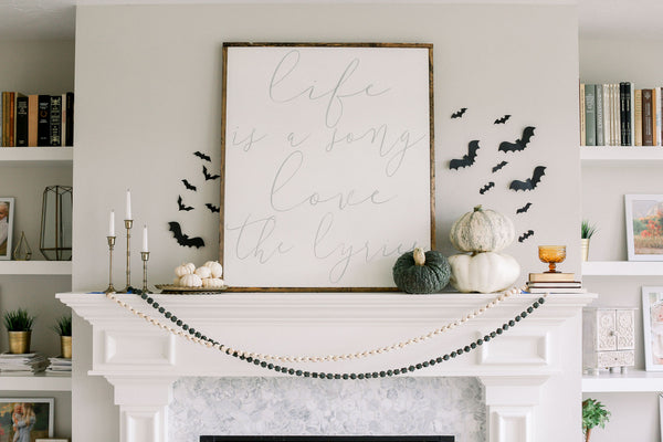 Black Wood Garland